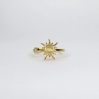 Spinning sun fidget ring