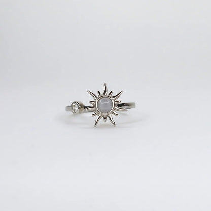 Spinning sun fidget ring